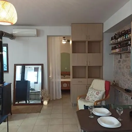 Plaka Cozy *