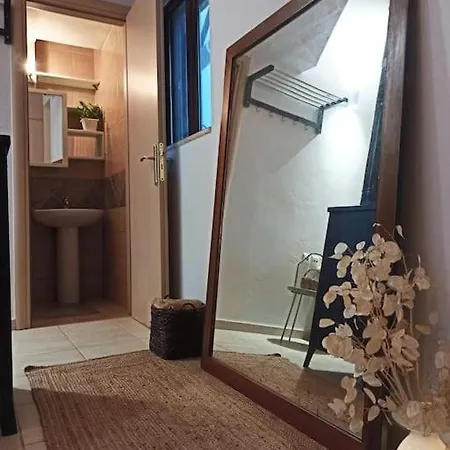 Διαμέρισμα Plaka Cozy